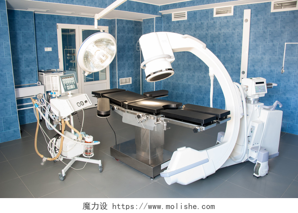 医院手术室中的医疗扫描设备医院手术室